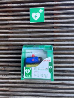 Defibrillator (Defi) neu am Stattegger Dorfplatz