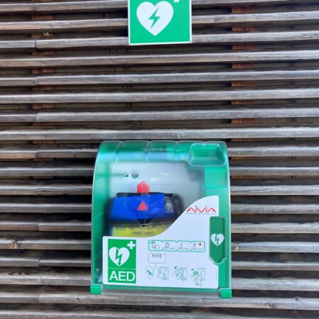 Defibrillator (Defi) neu am Stattegger Dorfplatz